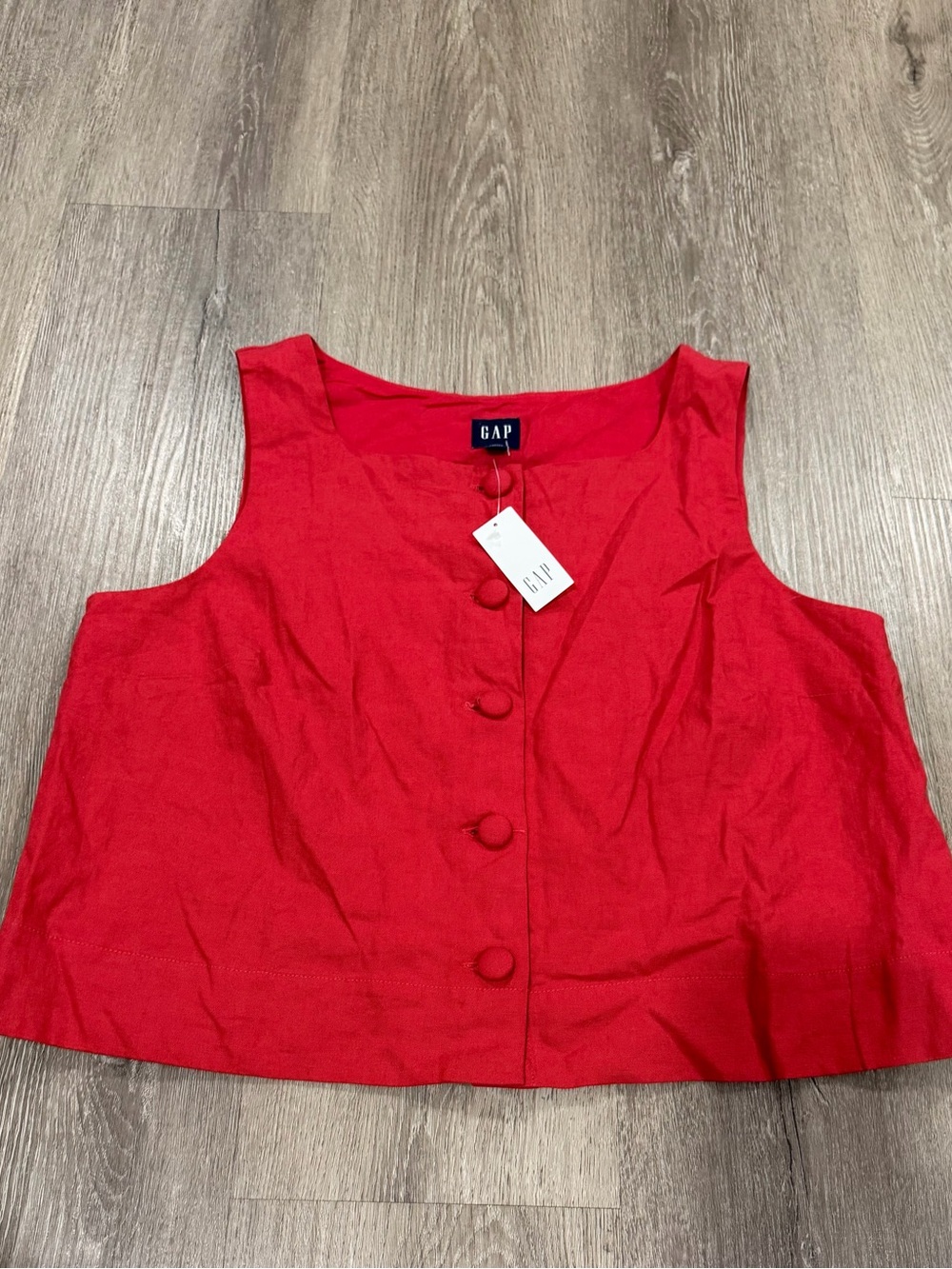 GAP Red Sleeveless Button-Front Crop Top